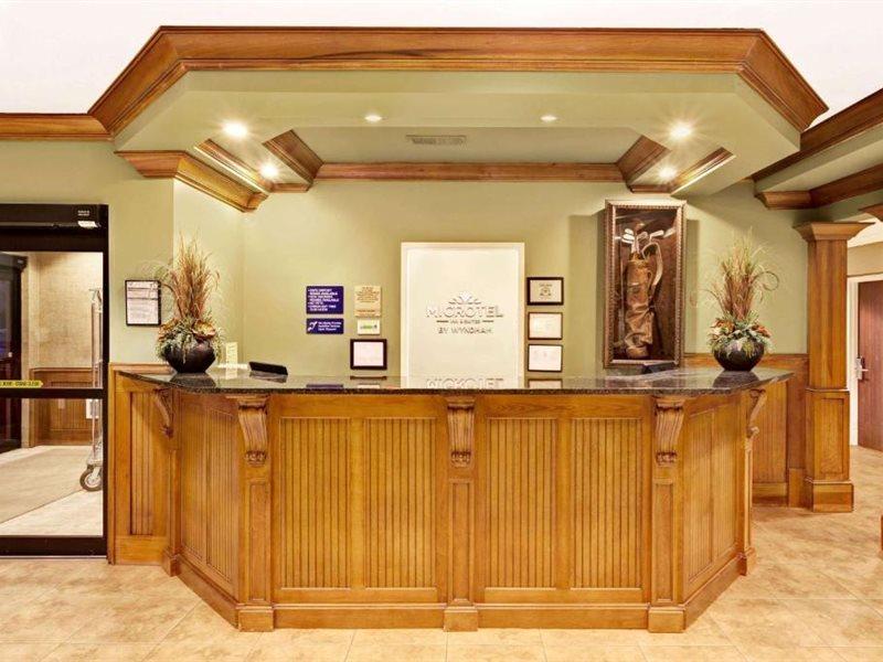 Microtel Inn & Suites By Wyndham Woodstock/Atlanta North Exterior foto